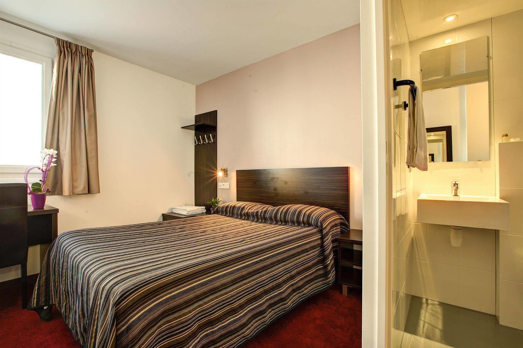 Grand Hotel Senia Orly Luaran gambar